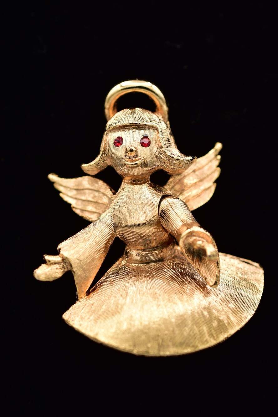 JJ Vintage Angel Brooch Gold Tone Figural Red Rhinestone Holiday Signed BinBP